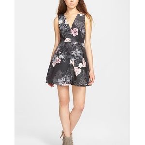 NWT Keepsake gone girl dress black floral